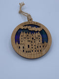 Glamis Castle Round Wooden Hanging (Asstd Tartan Background)